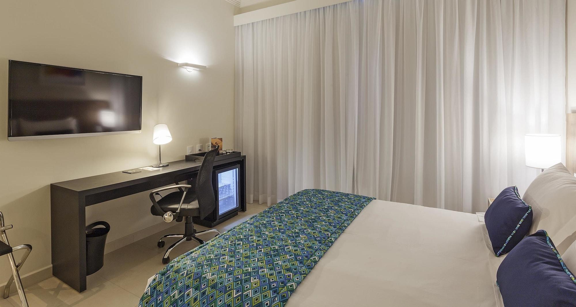 Tulip Hotel 3*